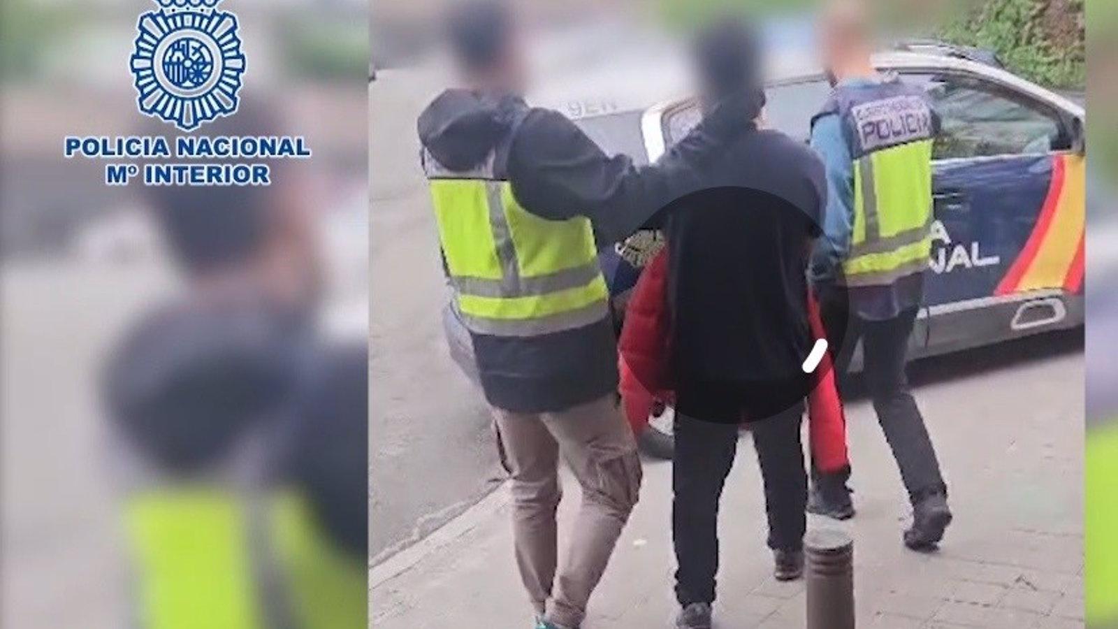 Detenidos los responsables de tres restaurantes indios por explotación laboral