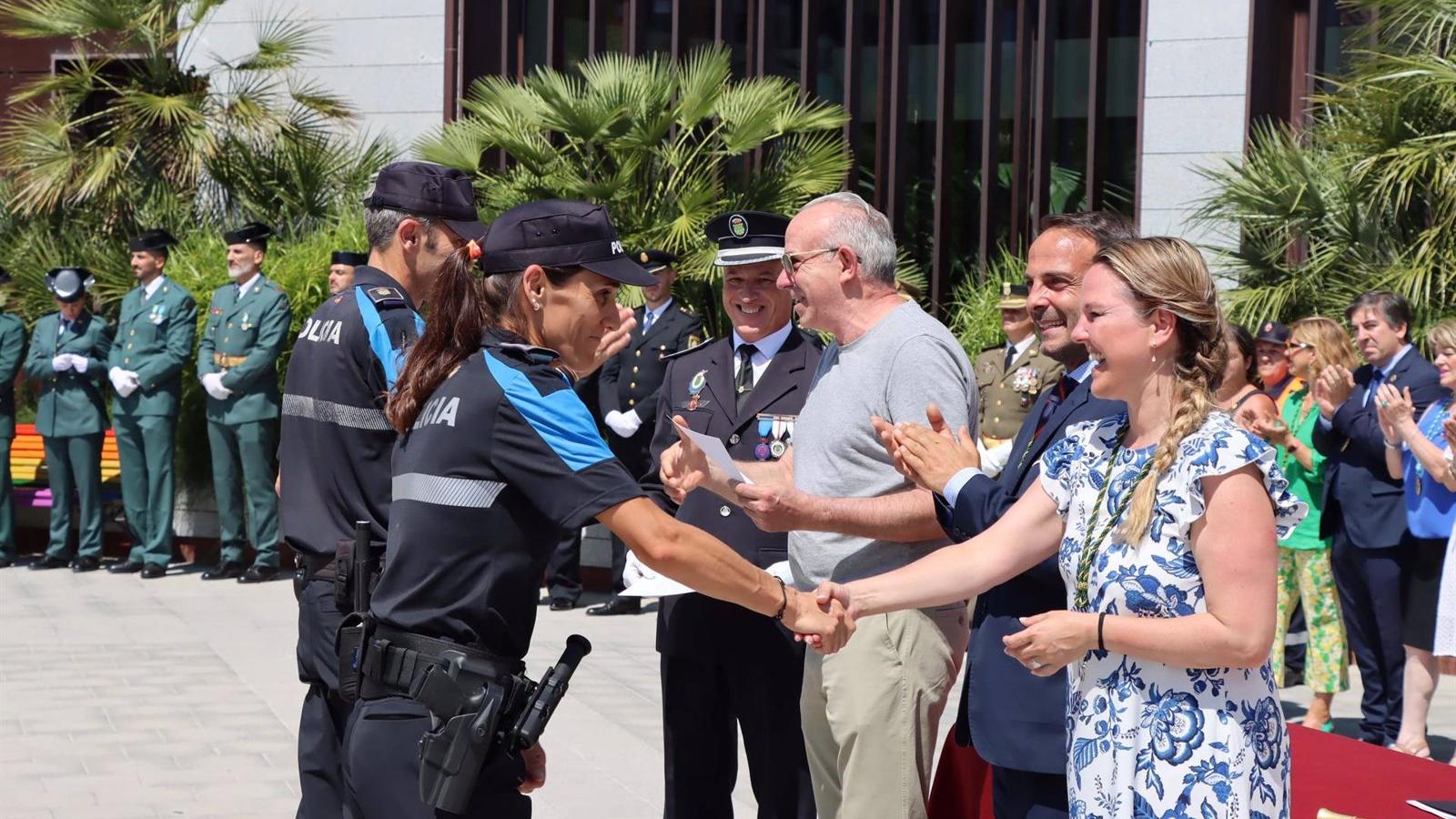 La alcaldesa de Galapagar se compromete a poner "todos los medios y recursos" para lograr el municipio más seguro de Madrid