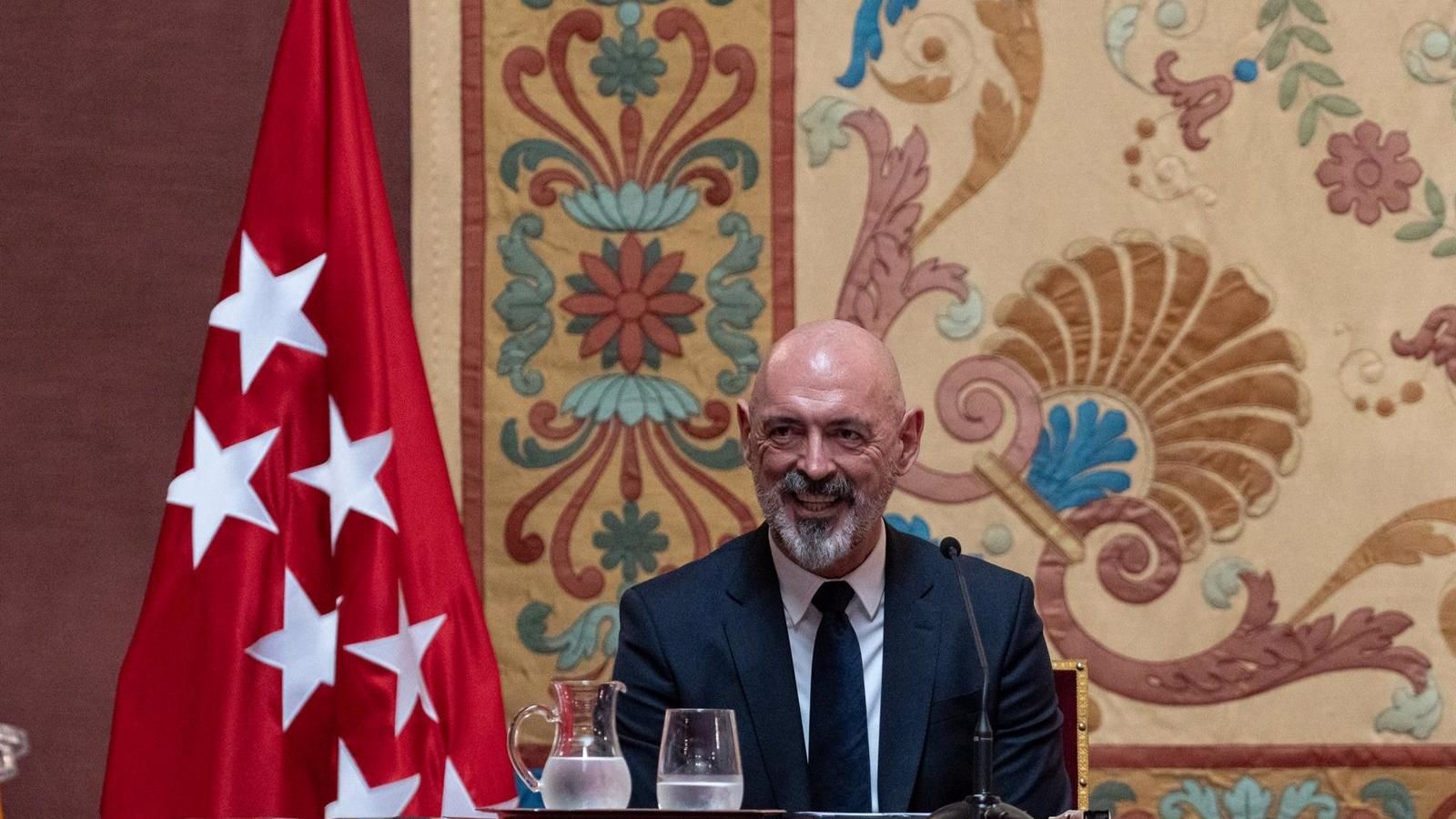 Goyache toma posesión como rector de la Universidad Complutense de Madrid