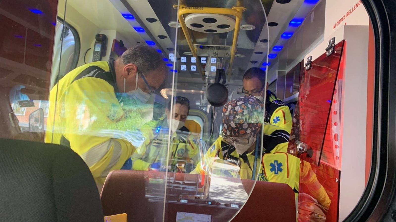 Una reyerta en Villa de Vallecas deja grave a un hombre de 47 años con cuatro heridas por arma blanca