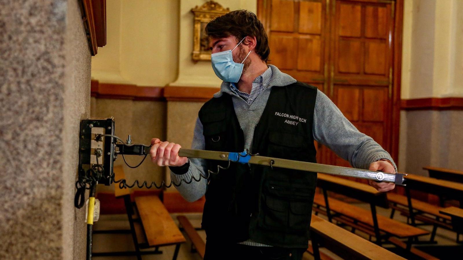 Finaliza sin hallazgos la búsqueda de los restos de Calderón de la Barca en una iglesia de Madrid