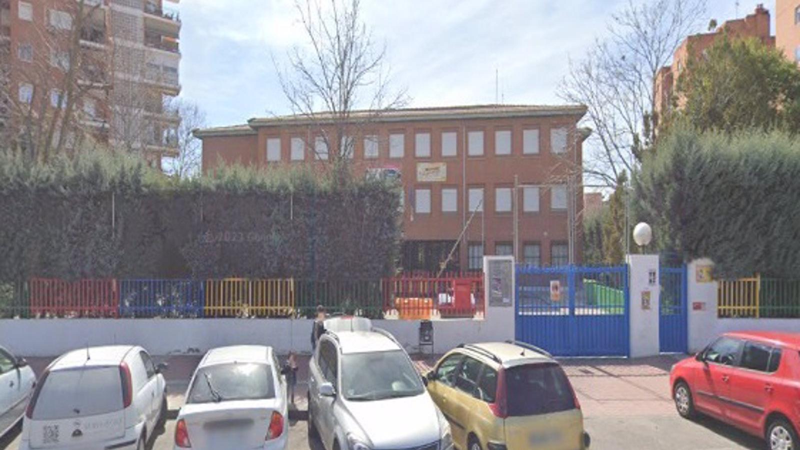 La Policía trabaja con la hipótesis de la muerte natural en el fallecimiento de una limpiadora de un colegio en Móstoles