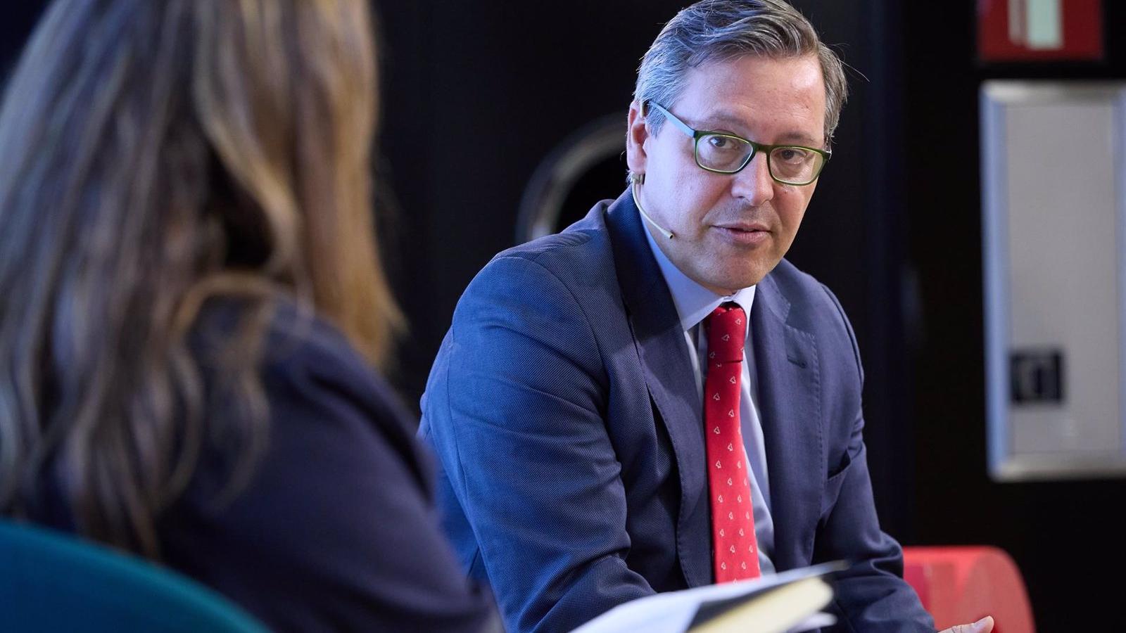 Serrano dice que ver a Sánchez "haciendo las maletas" es motivación suficiente para ir a votar