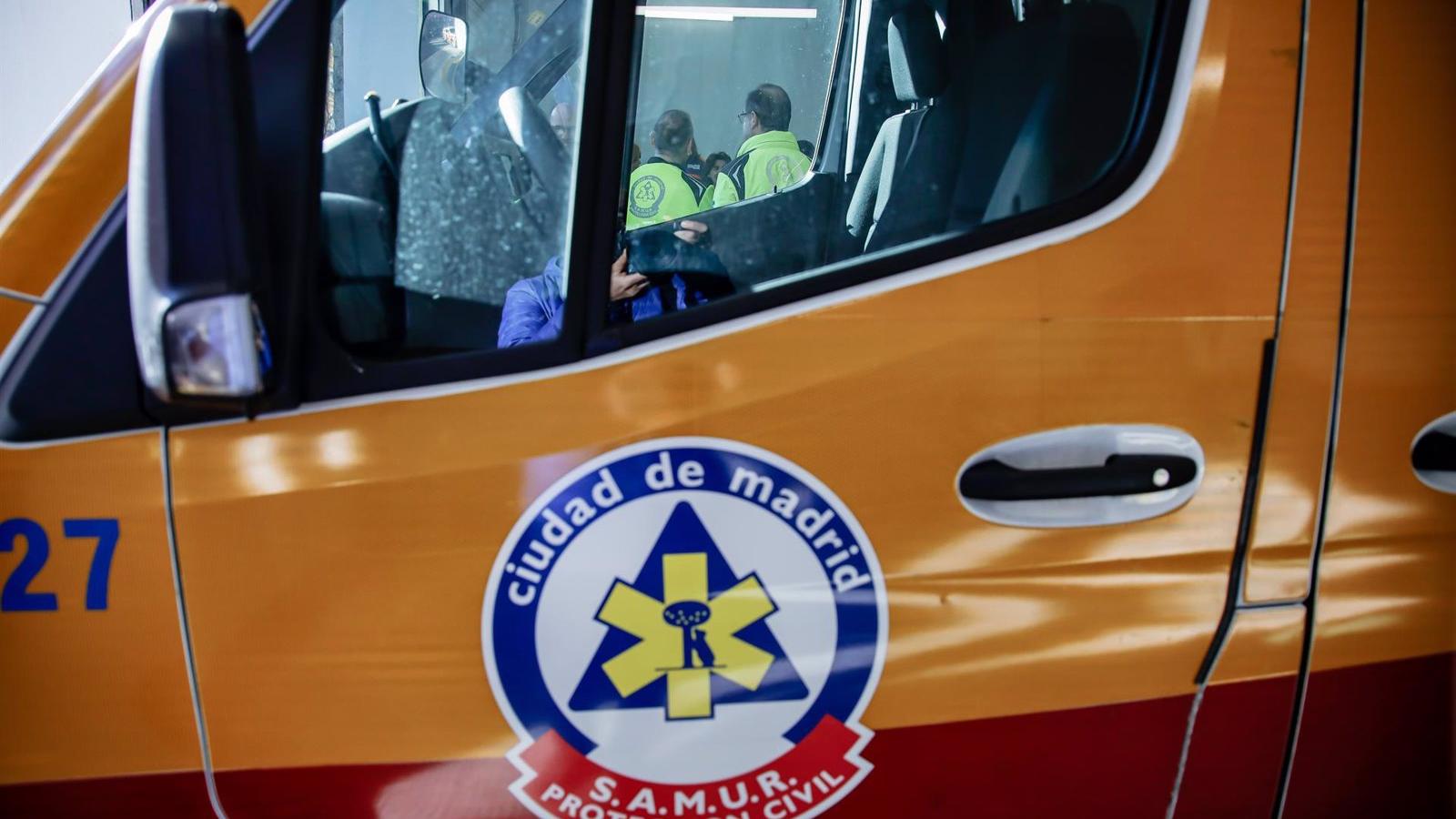 Herido grave un hombre de unos 30 años al ser atropellado por un VTC en Villa de Vallecas