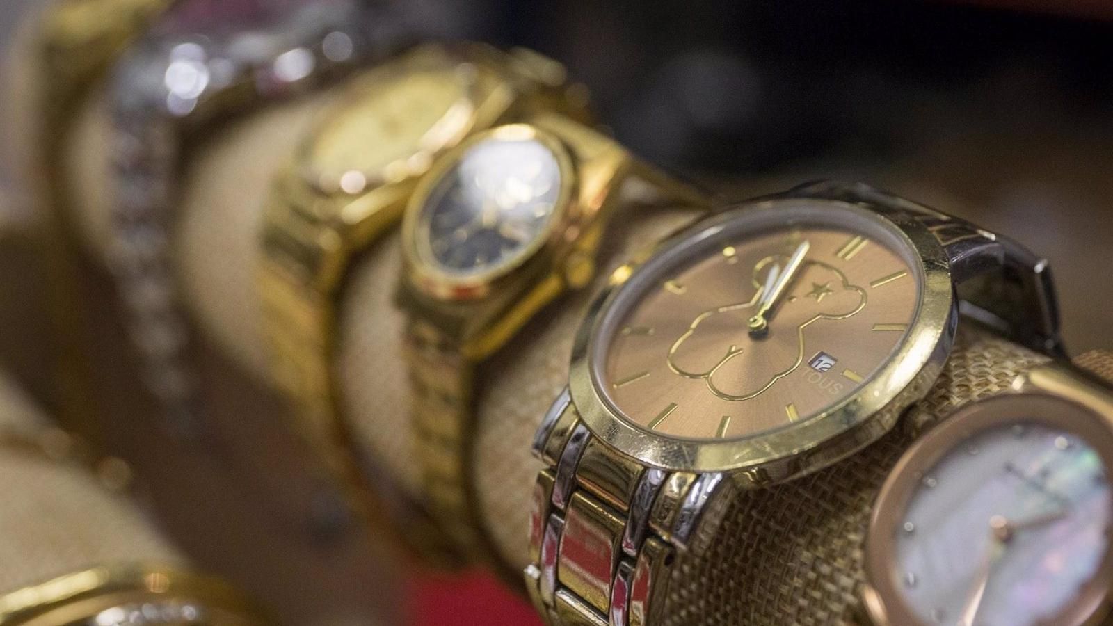 Madrid recauda más de 82.000 euros en una subasta de objetos perdidos organizada en junio