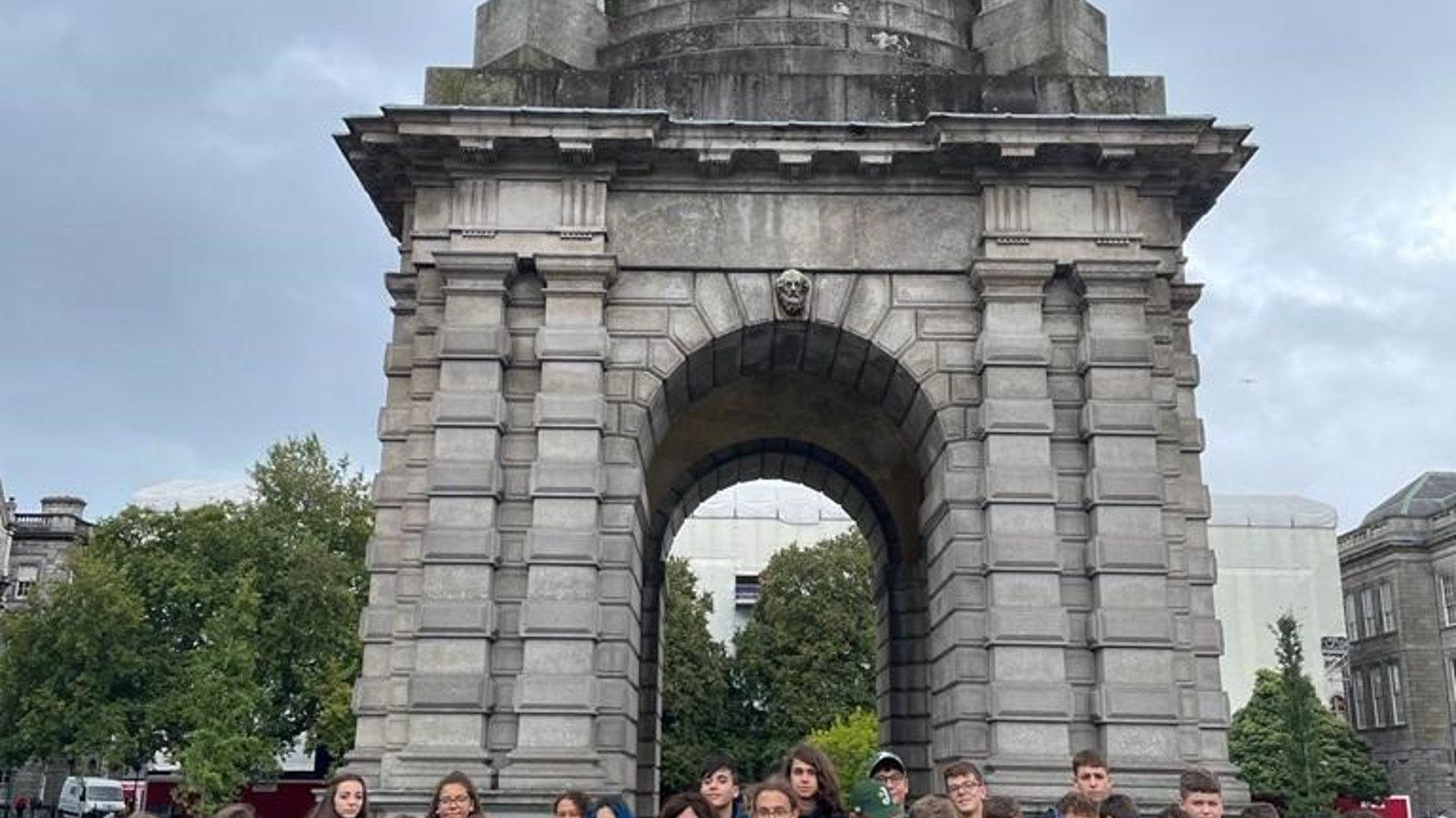 El programa 'FuenEnglish' llevará a 820 estudiantes al extranjero para aprender inglés