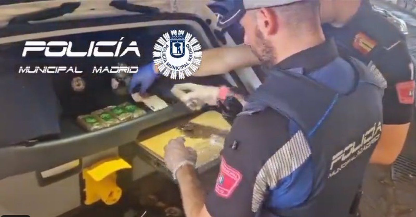 Detenido en Hortaleza un conductor que llevaba ocultos hachís y marihuana