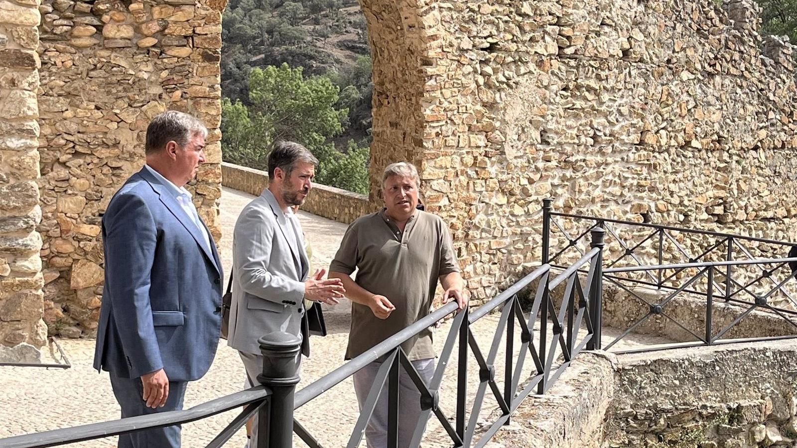 La Comunidad colabora con Buitrago del Lozoya, Gascones y La Cabrera para "su desarrollo económico y turístico"