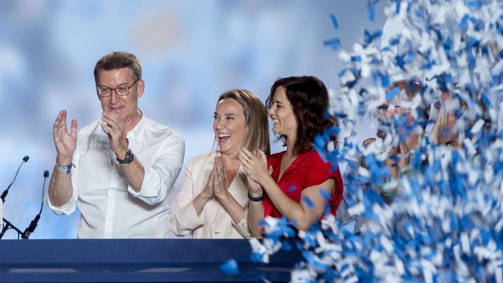 Díaz Ayuso dice que el liderazgo de Feijóo no está en juego y pide "no tirar la toalla" Díaz Ayuso dice que el liderazgo de Feijóo no está en juego y pide "no tirar la toalla"