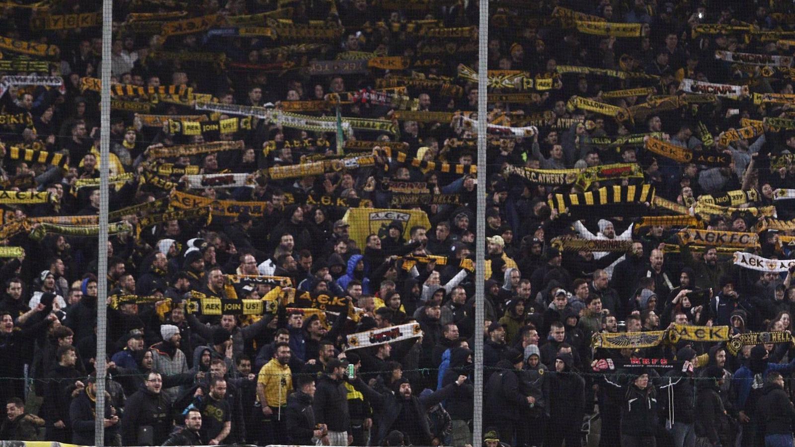 Al menos un muerto y ocho heridos tras enfrentamientos entre hinchas del Dinamo de Zagreb y el AEK Athens