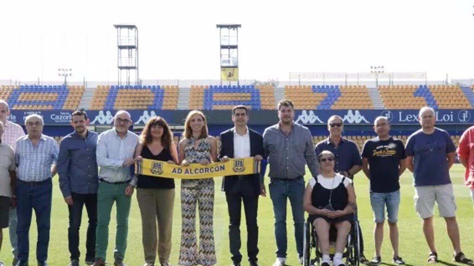El Ayuntamiento de Alcorcón firma la concesión directa del uso del campo de fútbol a la Agrupación Deportiva Alcorcón