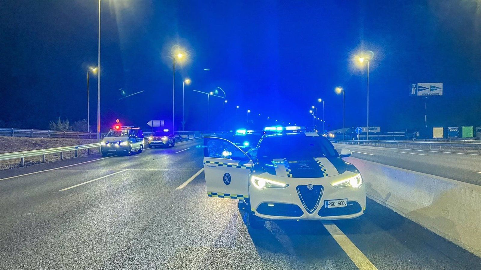 Muere un motorista de 40 años tras colisionar con un turismo en la A-2 a la altura de Alcalá de Henares
