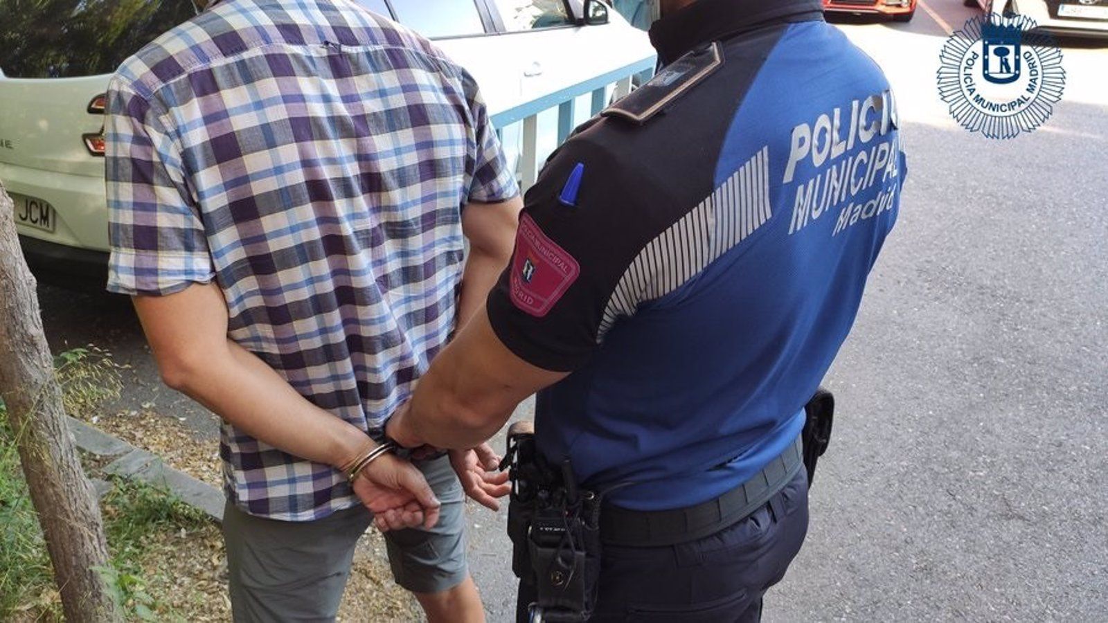 Detenido un joven con marihuana, setas y hongos alucinógenos en un parque de Chamartín