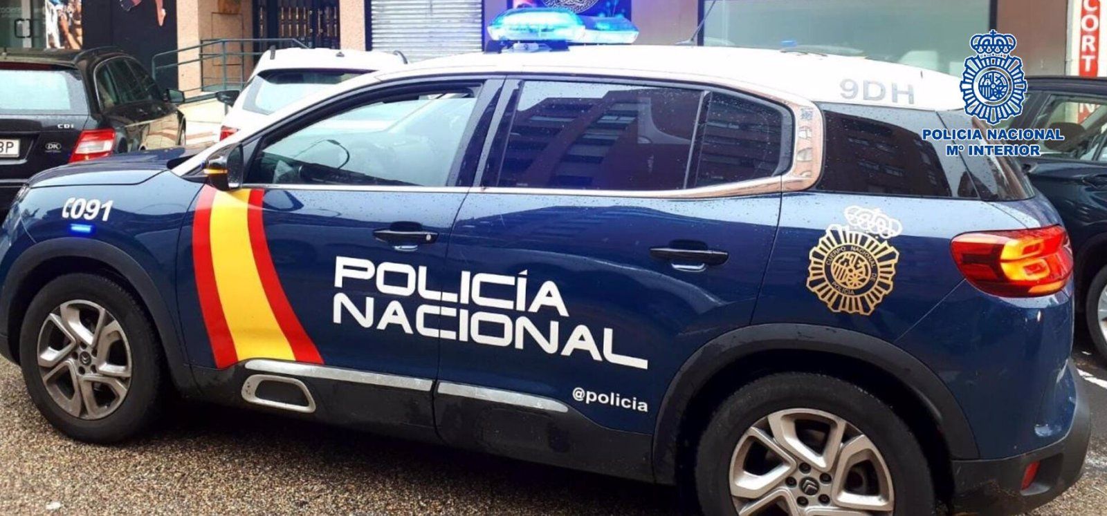 Detenido un hombre que simulaba ser policía para robar a jóvenes que iban en patinete