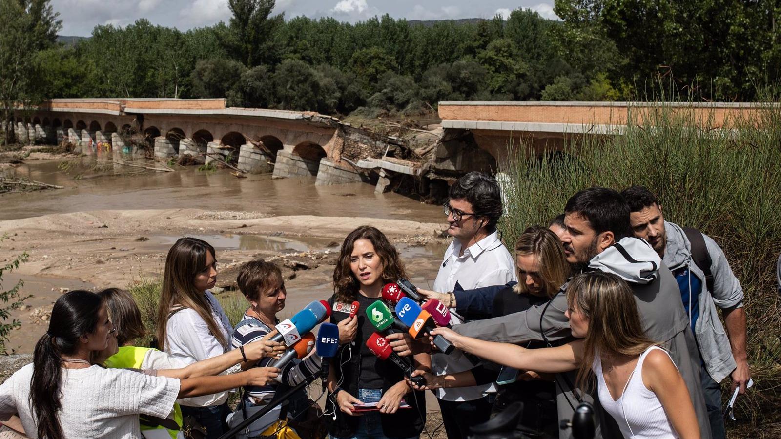Ayuso solicitará la declaración de zona catastrófica para los municipios del suroeste afectados por la DANA