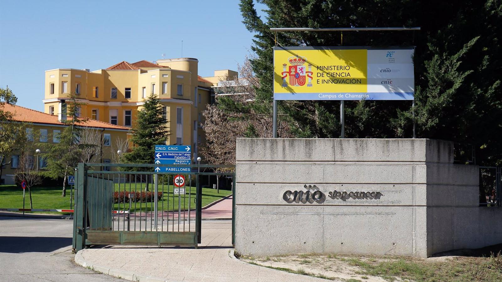 La subida adicional del sueldo de funcionarios del 0,5% beneficiará a 90.000 empleados públicos sanitarios en la región La subida adicional del sueldo de funcionarios del 0,5% beneficiará a 90.000 empleados públicos sanitarios en la región