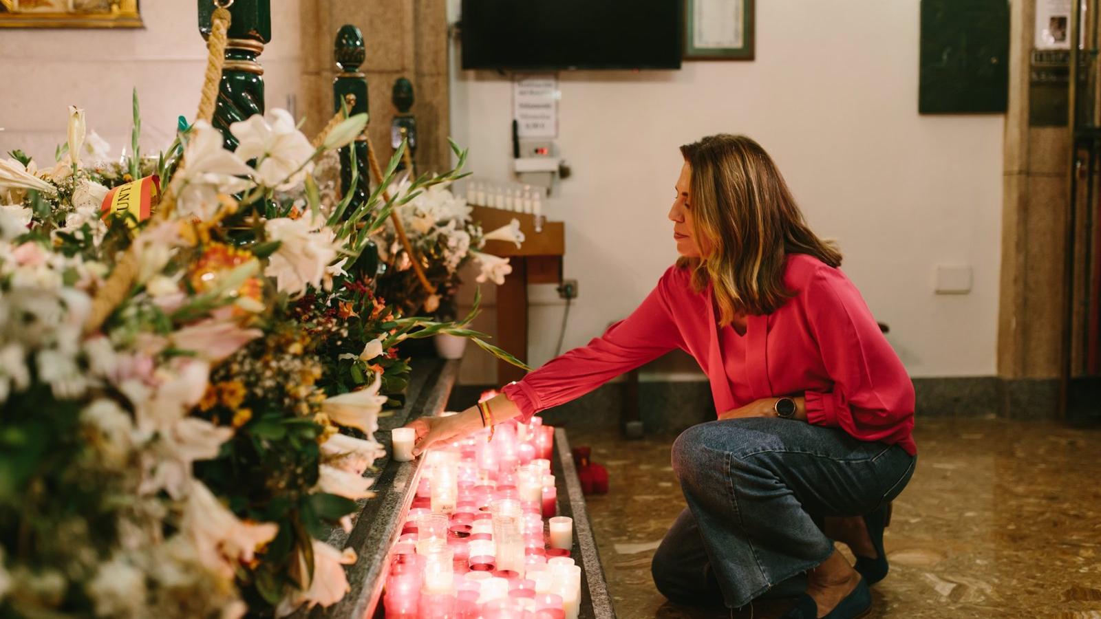 El castillo de fuegos artificiales y la ofrenda de velas a la Virgen ponen fin a las Fiestas Patronales de Pozuelo