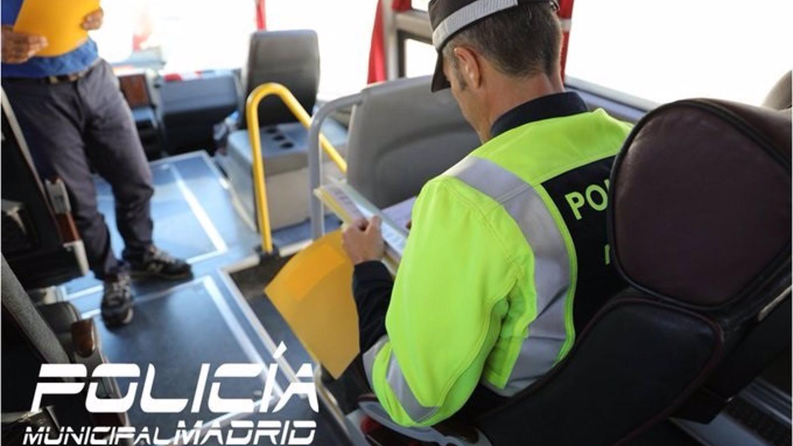 La Policía Municipal de Madrid aumenta los controles a conductores y vehículos de transporte escolar