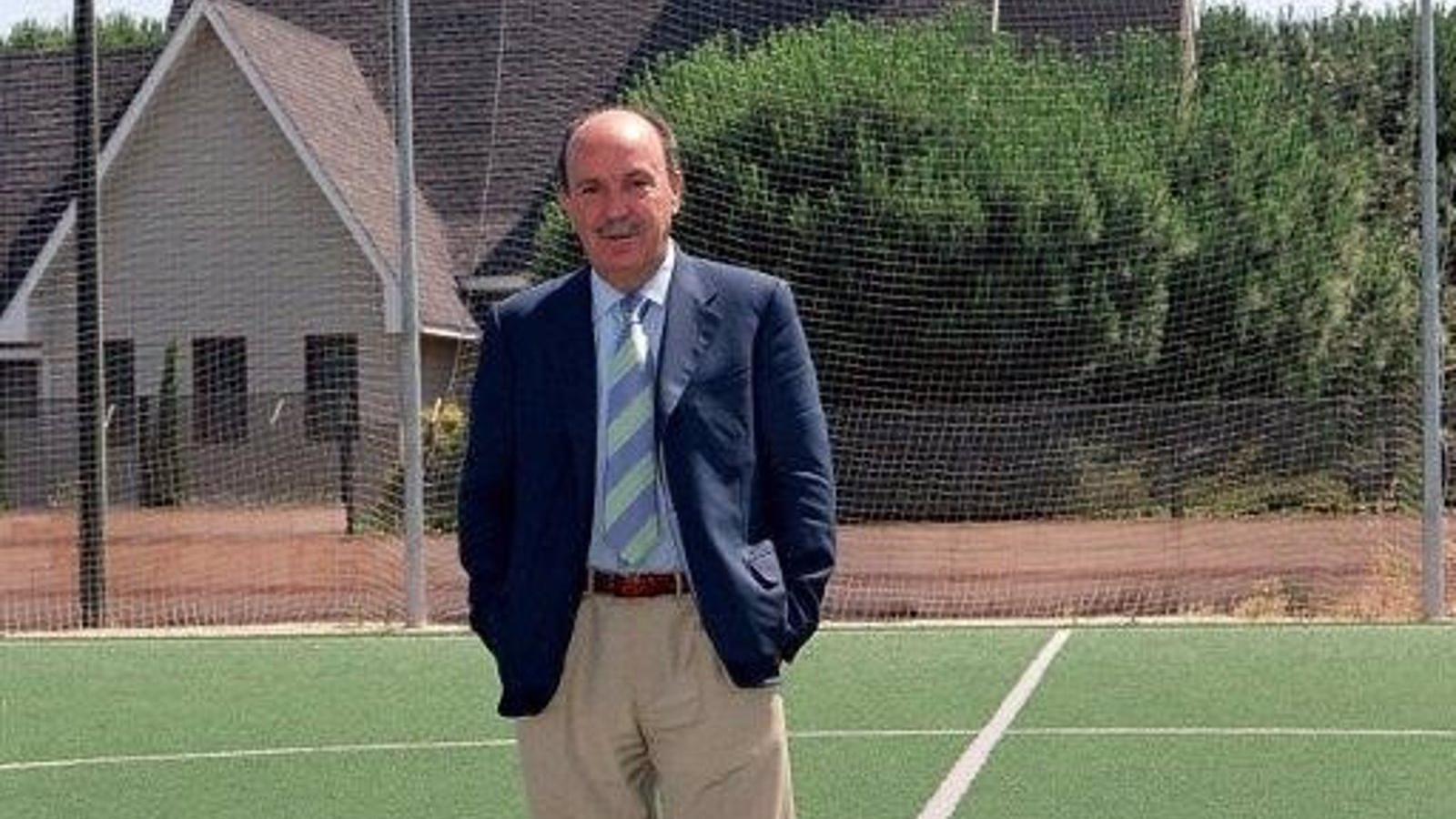 El centro multiusos de Las Rozas llevará el nombre de &quot;Alcalde Bonifacio de Santiago&quot;