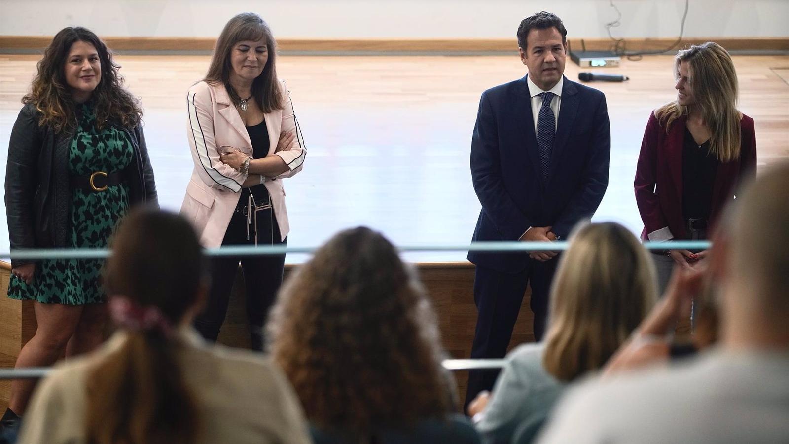 Las Rozas pone en marcha el programa gratuito de empleo 'Los lunes al Hub 232' con 13 talleres