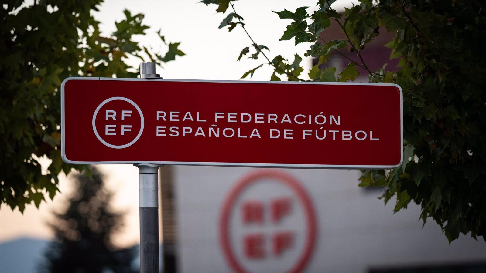 La RFEF recalca que el registro de este jueves no tiene que ver con &quot;la actual gestión&quot; y que ha colaborado