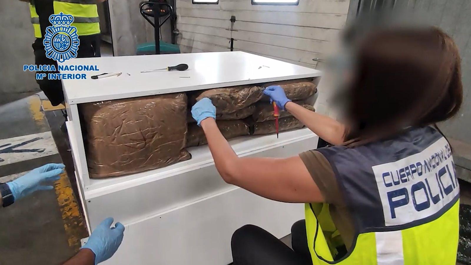 Cae una banda que enviaba por el mundo droga mezclada con café a través de empresas de paquetería