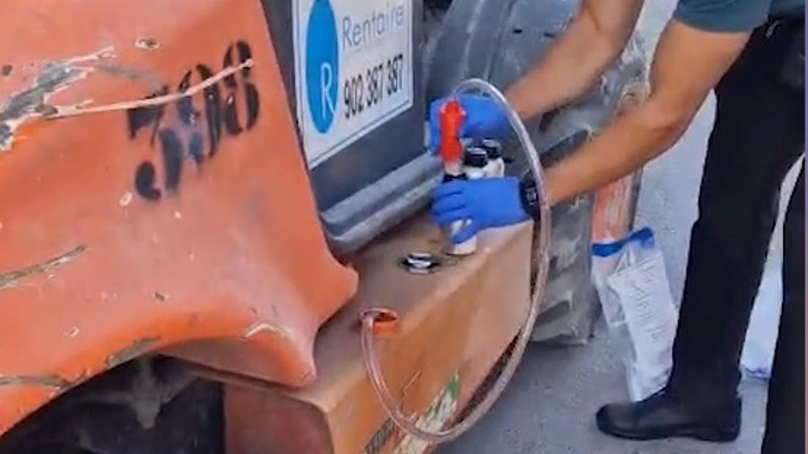  Detectan más de 100 vehículos que se beneficiaban de la subvención de la gasolina tipo B de forma fraudulenta