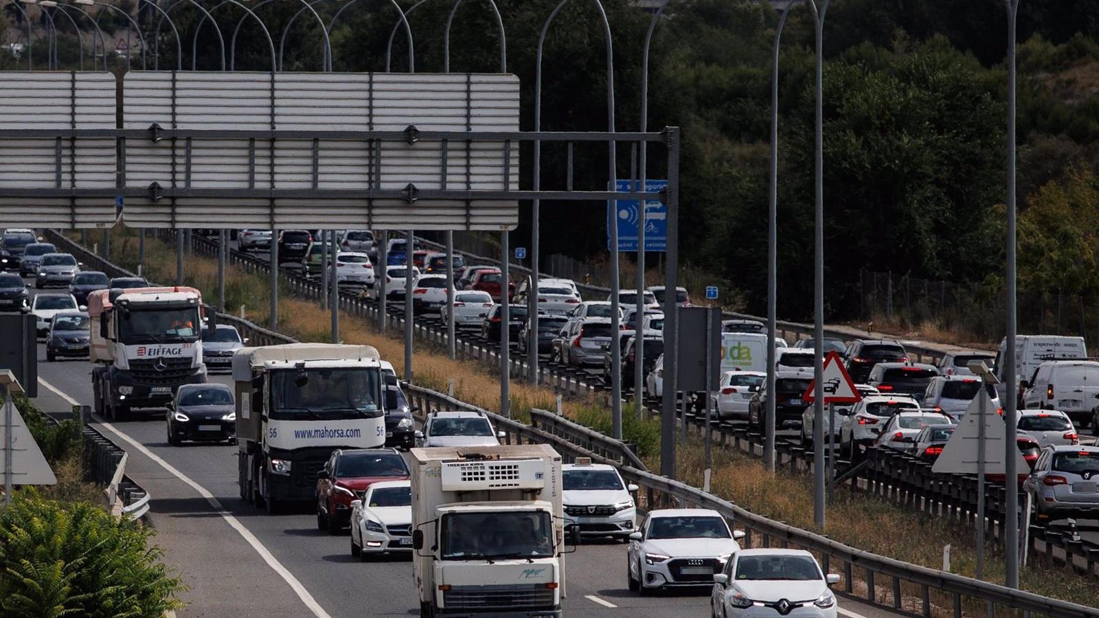 Más de 1,4 millones de desplazamientos previstos en la región en el Puente del Pilar