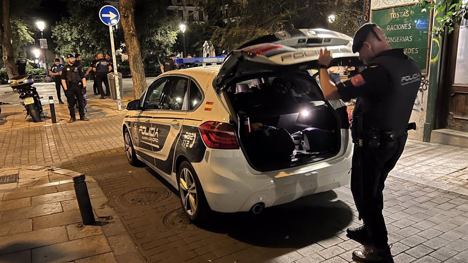  Herido muy grave un hombre de 30 años por una agresión con arma blanca en la Plaza del Dos de Mayo