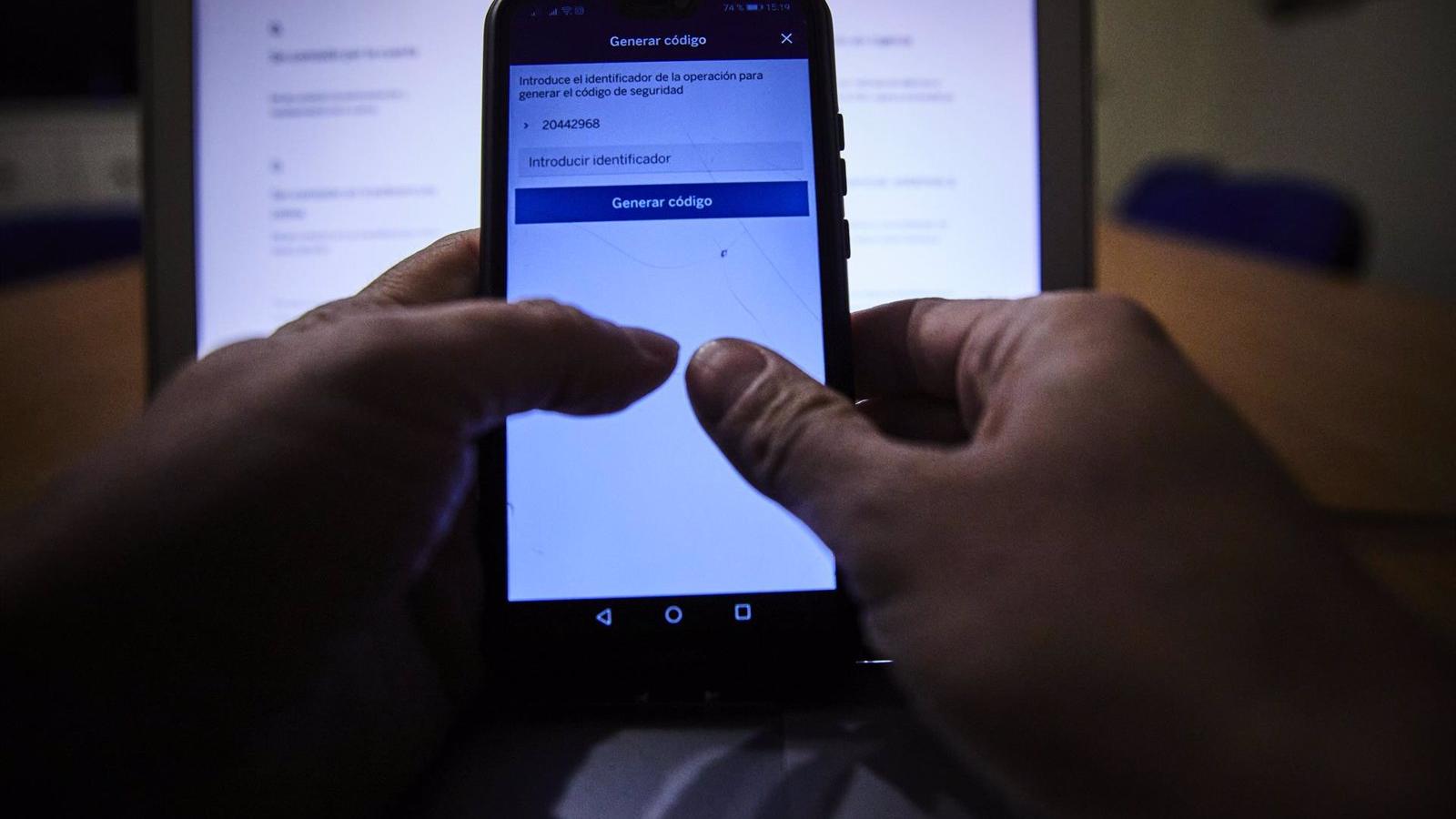 El Gobierno regional crea un aula virtual dentro de EducaMadrid para 450.000 docentes, estudiantes y familias