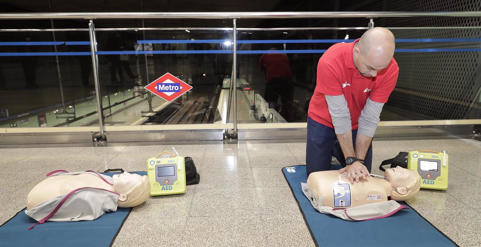 Metro de Madrid cuenta con 319 desfibriladores en estaciones y centros de trabajos
