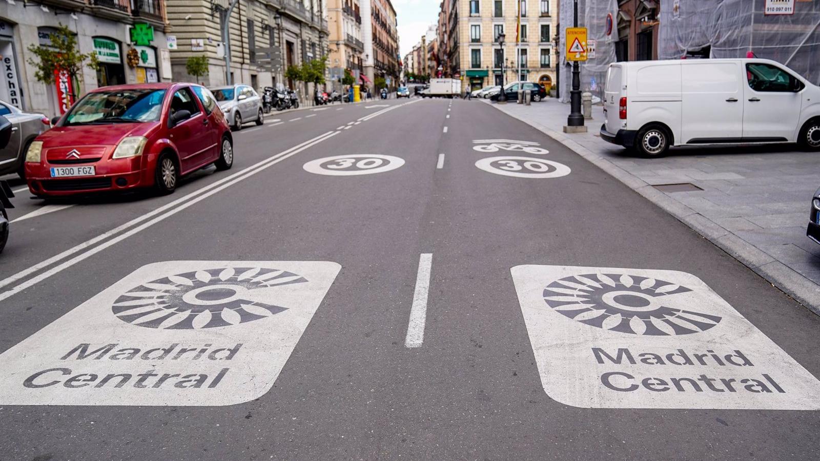 Bajan las multas de tráfico en Madrid en el primer semestre con un importe medio de 130 euros