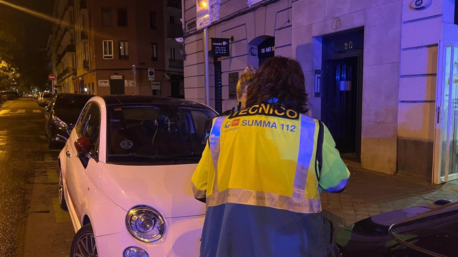  Muere un hombre de 68 años tras precipitarse desde una altura de tres pisos en la calle Garcia Paredes