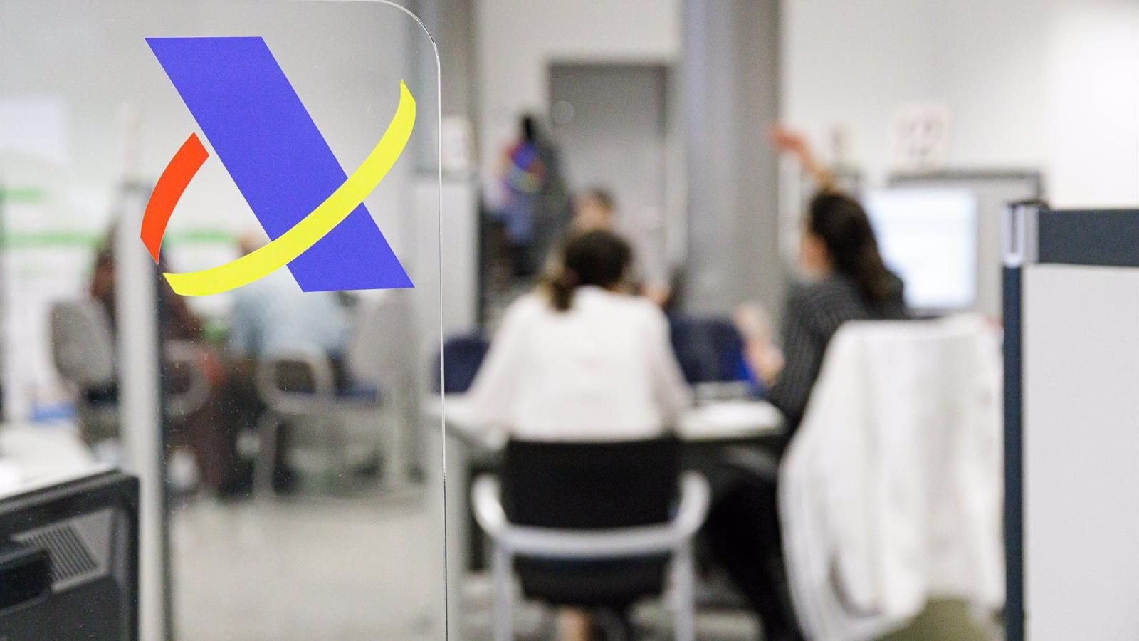 El Gobierno regional volverá a deflactar por segundo año el IRPF, lo que permitirá ahorrar a los contribuyentes 153 millones