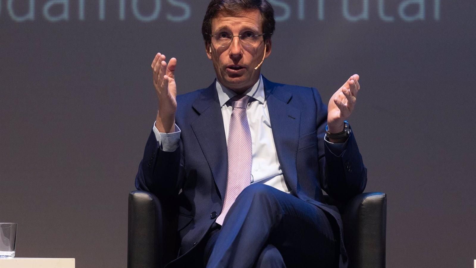 Martínez-Almeida asegura que el proyecto del Bernabéu está "correctamente realizado" y respeta la ley