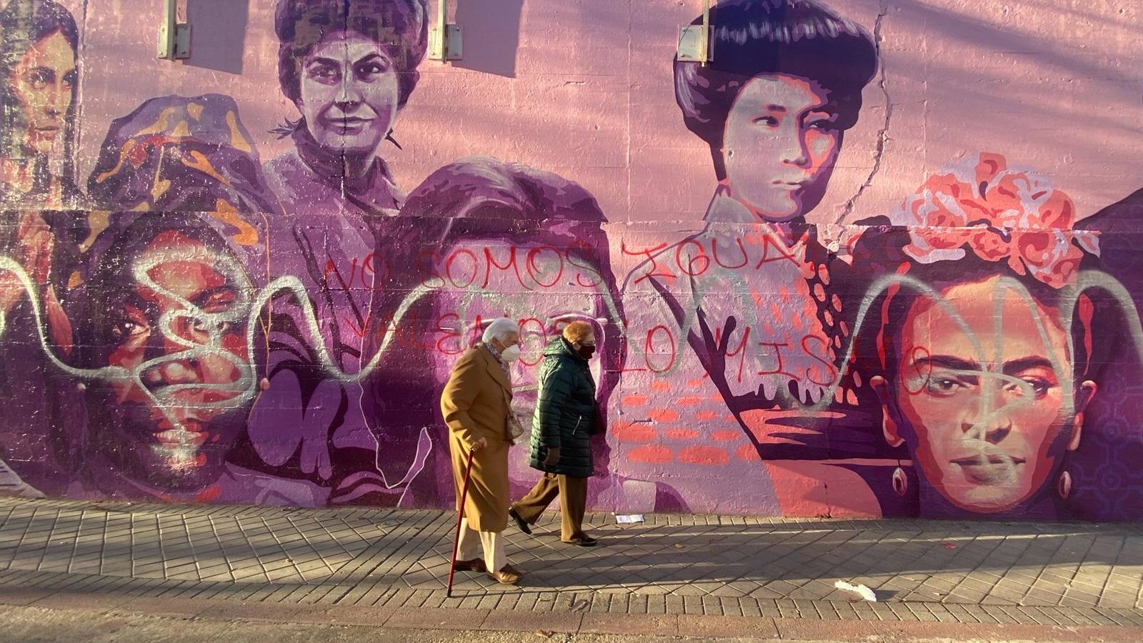 Un militante de Vox se enfrenta a tres años de cárcel acusado de vandalizar el mural feminista de Ciudad Lineal
