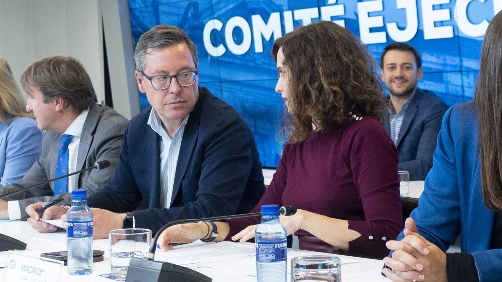 Serrano califica de "auténtica vergüenza" la ausencia de algunos partidos en la jura de la Princesa Leonor