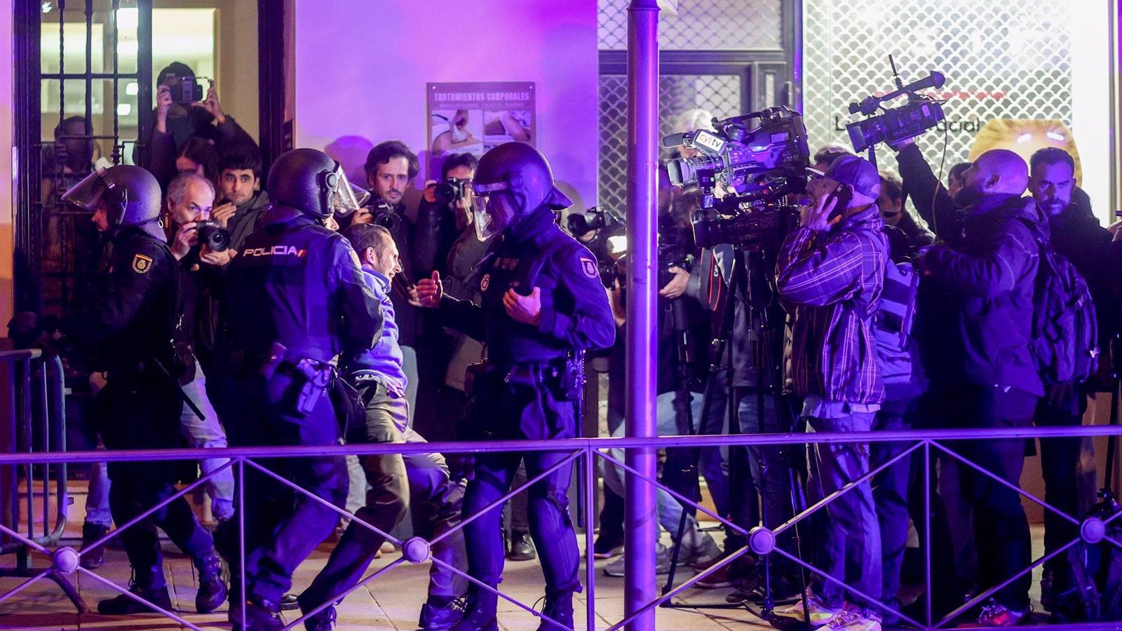 El sindicato policial Jupol vuelve a denunciar "ordenes políticas" en el dispositivo de las manifestaciones en Ferraz