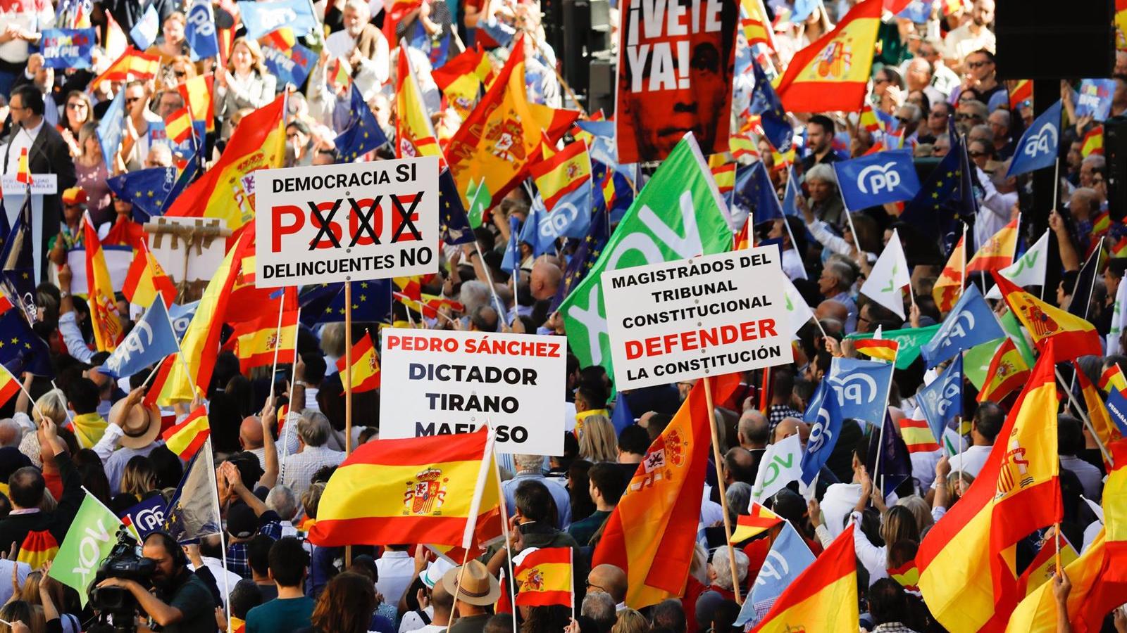 Dos millones de personas salen a protestar contra la amnistía en toda España según el PP