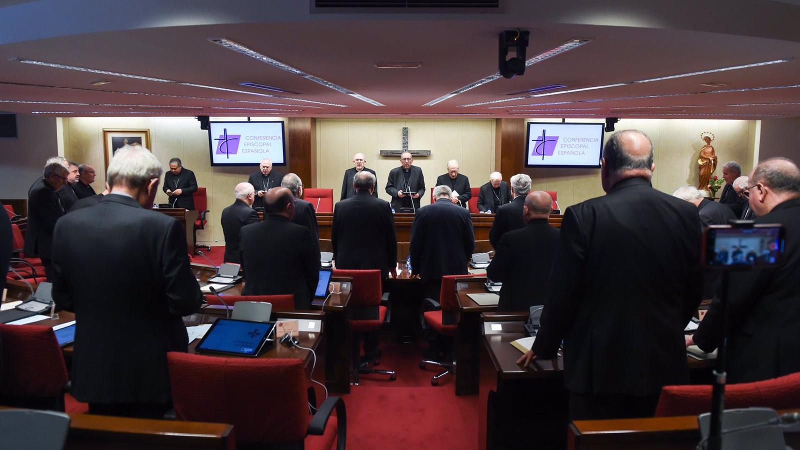 Los obispos presentan un documento con orientaciones sobre las retransmisiones de las misas