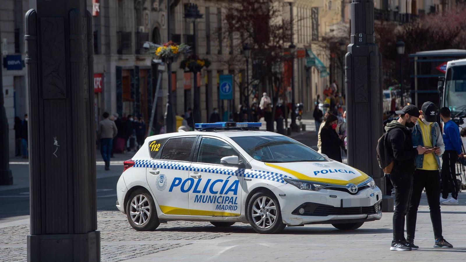 Un detenido por tenencia ilícita de armas en una zona habitual de menudeo de droga de Ciudad Lineal