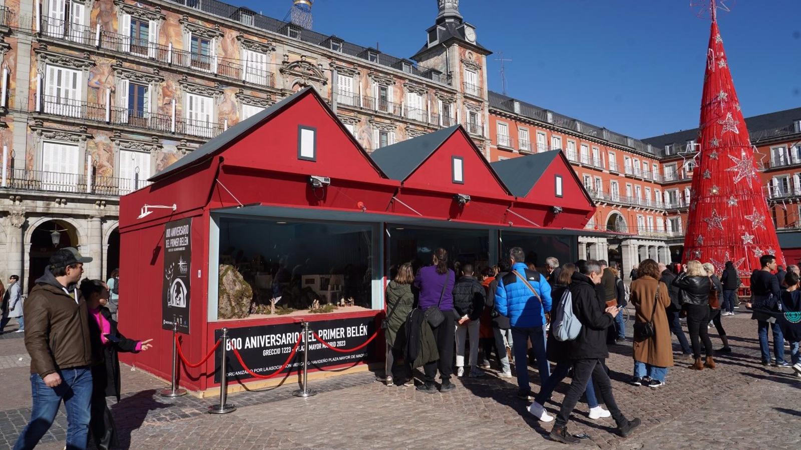 Abre sus puertas el tradicional Mercado de Navidad de la Plaza Mayor con un centenar de puestos