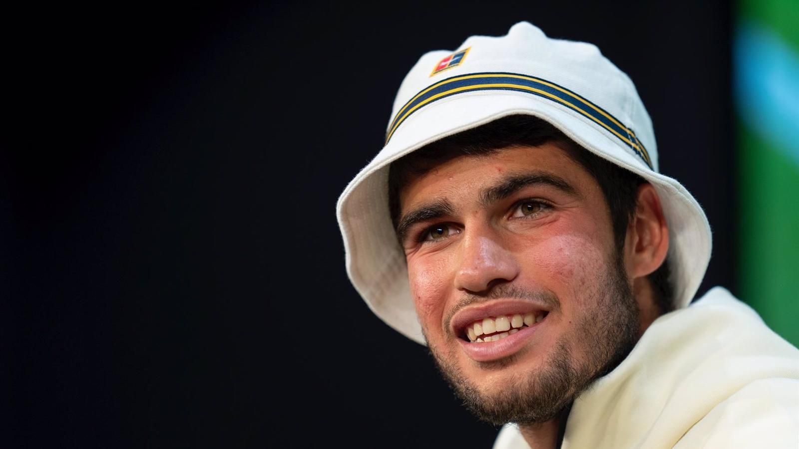 Carlos Alcaraz: "Djokovic puede ganar los cuatro 'Grand Slam', pero aquí estoy para impedirlo"