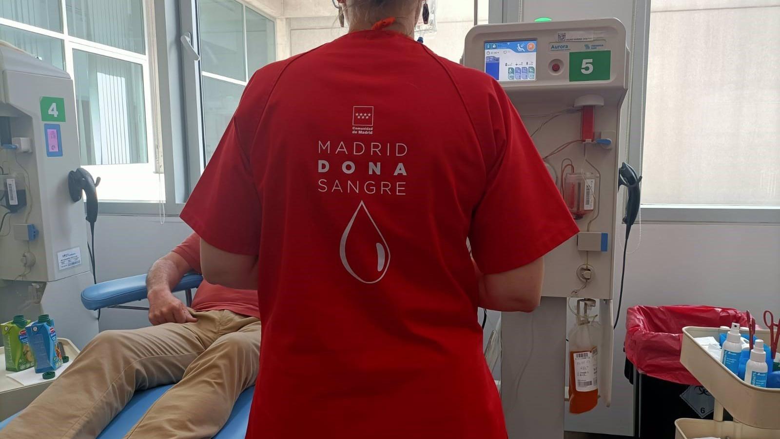 Los hospitales madrileños piden con urgencia donaciones de sangre de los grupos '0-', 'B-' y 'AB-'
