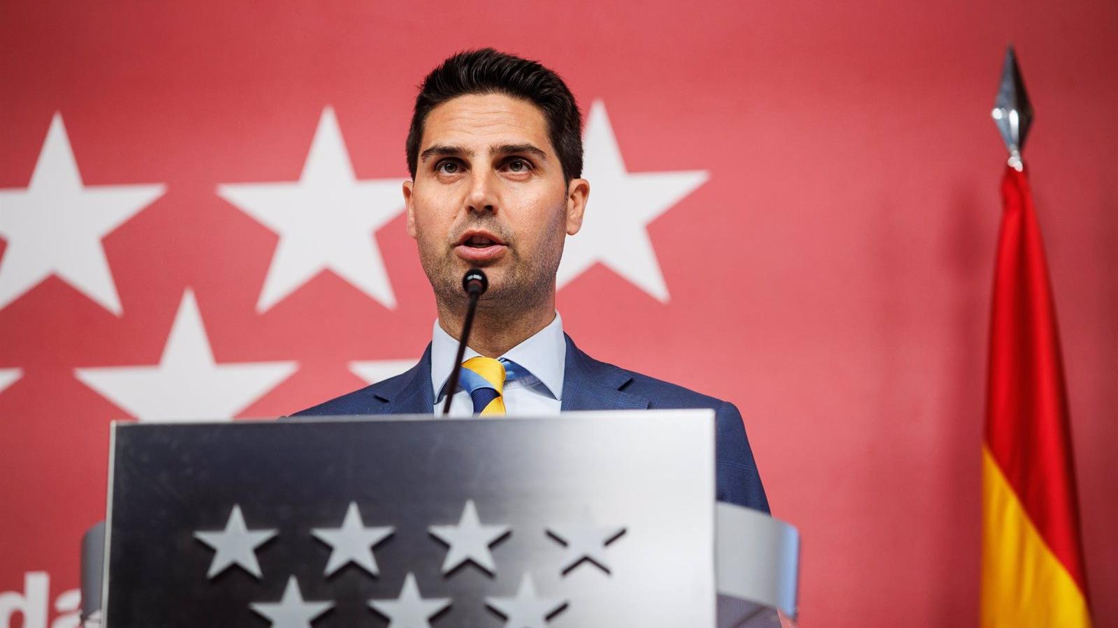 Viciana lamenta que el Gobierno mantenga la obligación de cotizar por prácticas