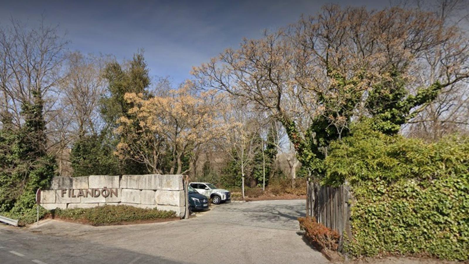 Dos encapuchados atracan pistola en mano el restaurante Filandón