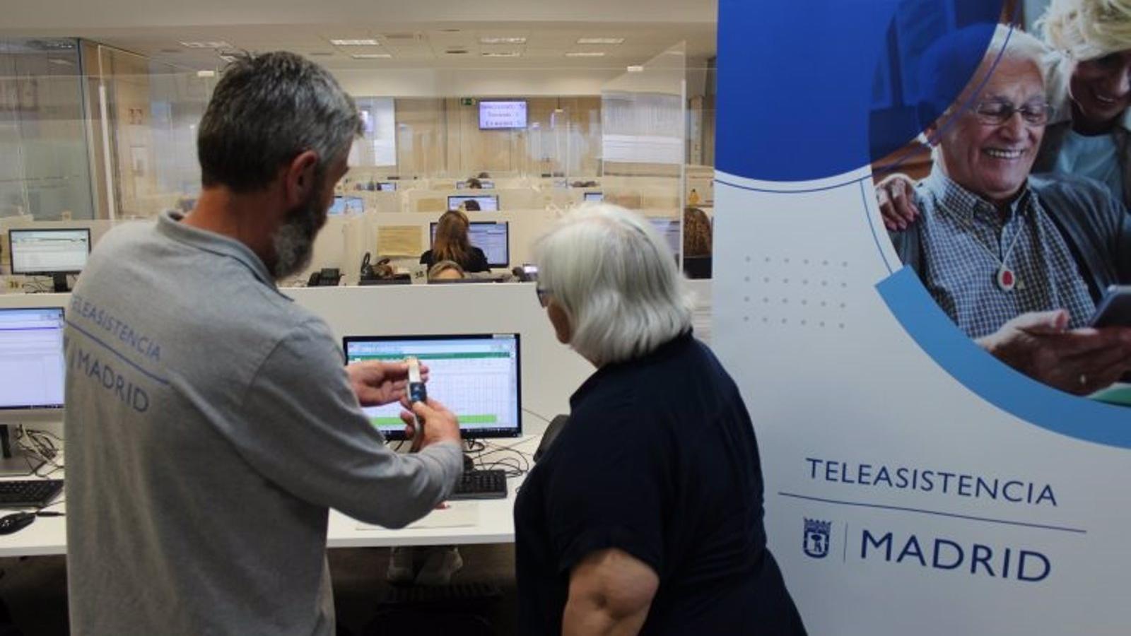 La Comunidad incrementa un 43% la financiación del convenio con el Ayuntamiento de Madrid para la atención a personas dependientes