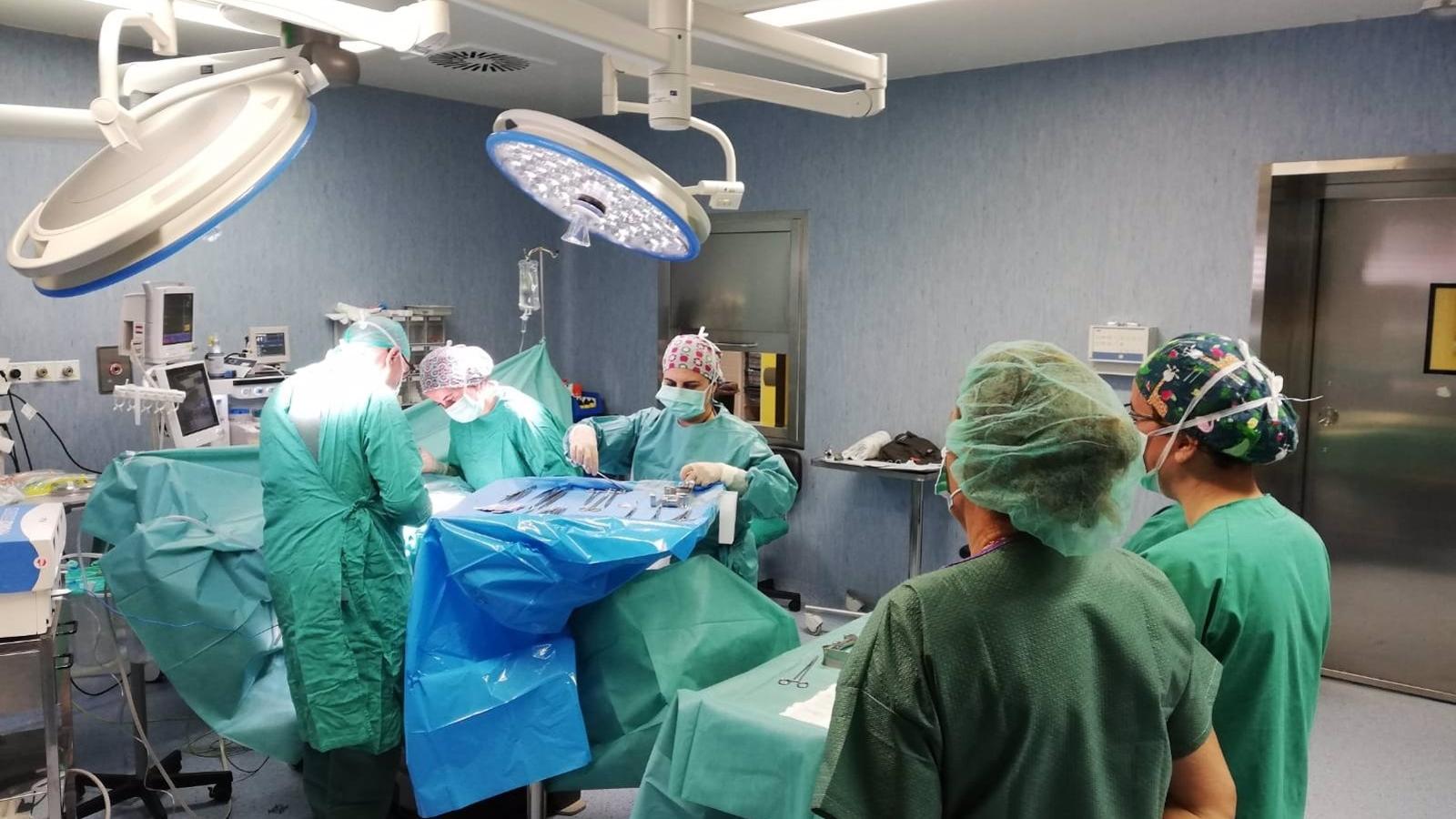 La Comunidad cierra noviembre con 941.034 personas en lista de espera