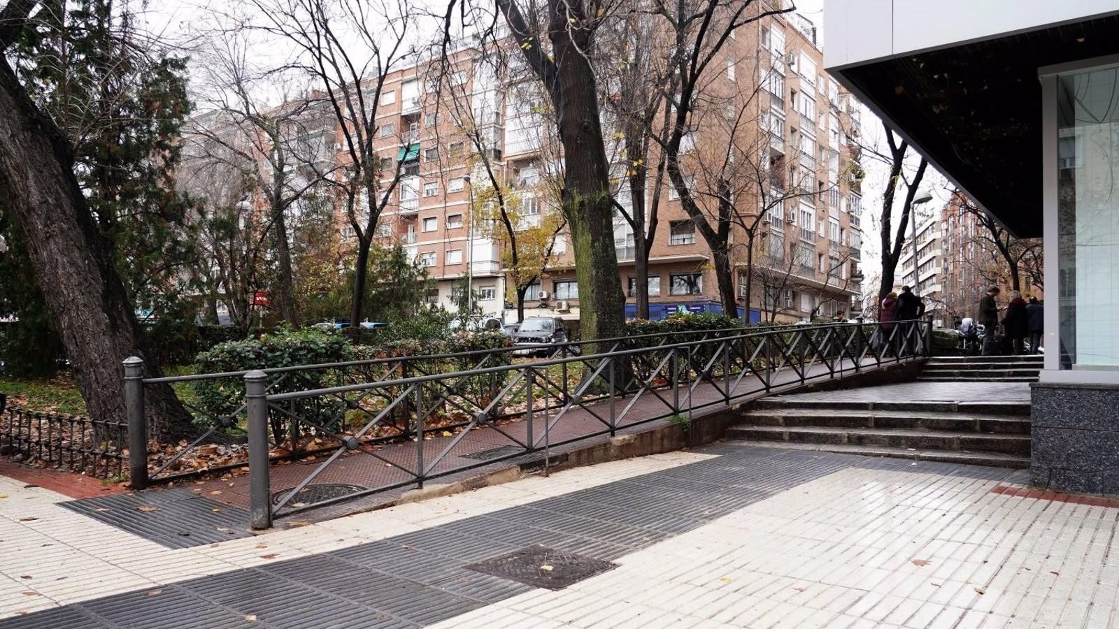 Concluyen las obras de mejora de la accesibilidad en ocho calles de Chamartín