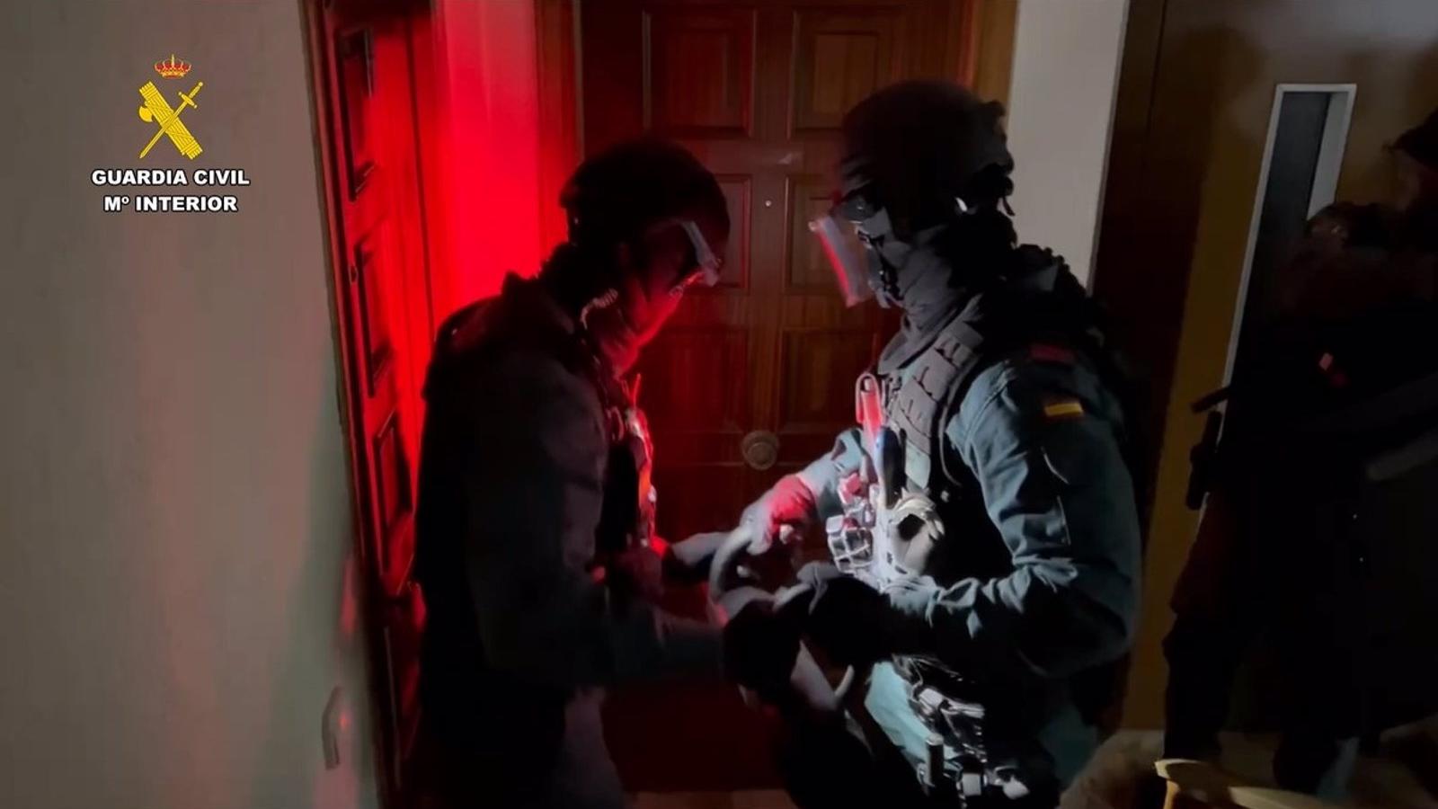 La Guardia Civil ayuda a incautar 196 toneladas de cocaína en la mayor operación internacional contra el narcotráfico